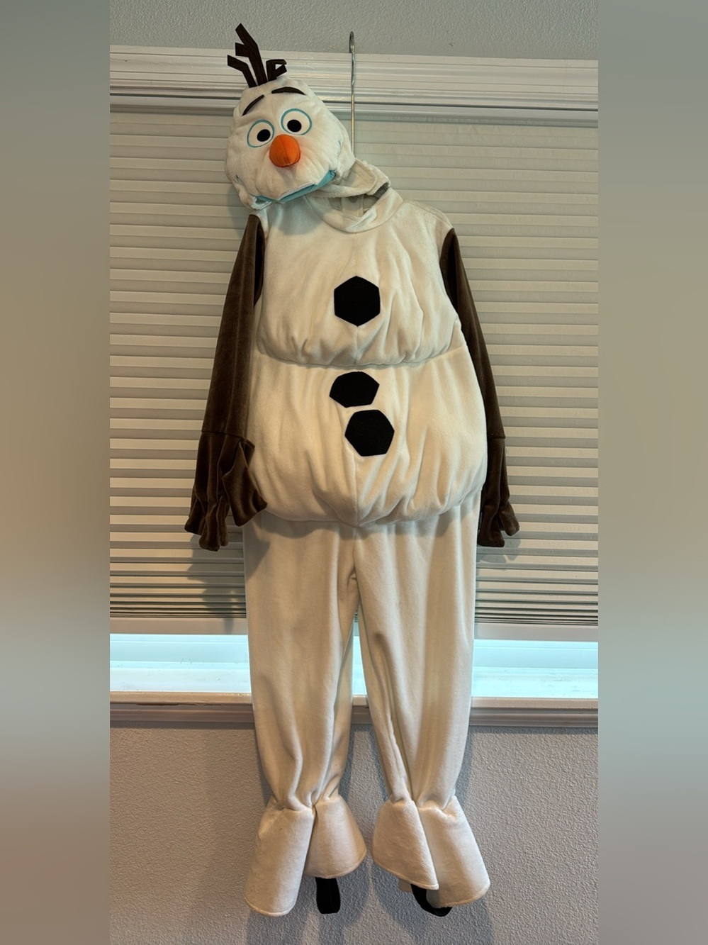 Disney Olaf Costume White, Brown, Black, Orange Hooded Onesie